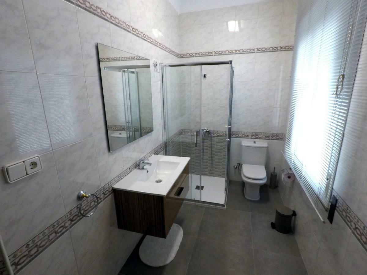 Eduardo Lucena 5, Alcazar Apartment กอร์โดบา ภายนอก รูปภาพ